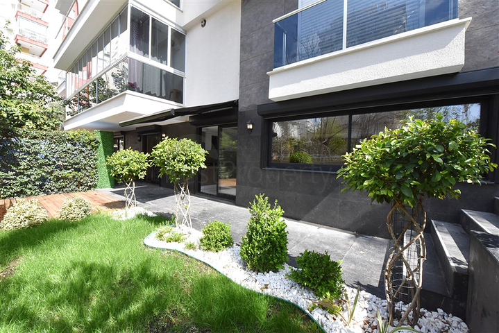 Садовый дуплекс на Клеопатре