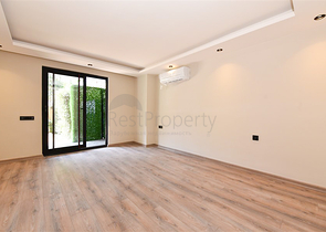 Садовый дуплекс на Клеопатре