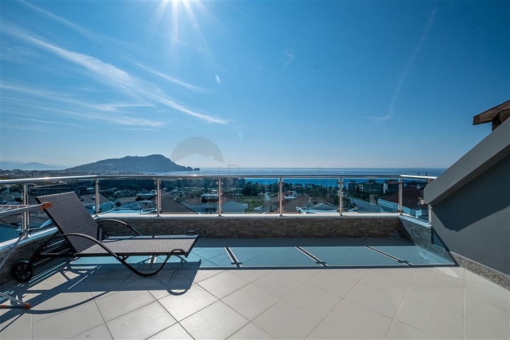 Квартира 4+1 в районе пляжа Клеопатра