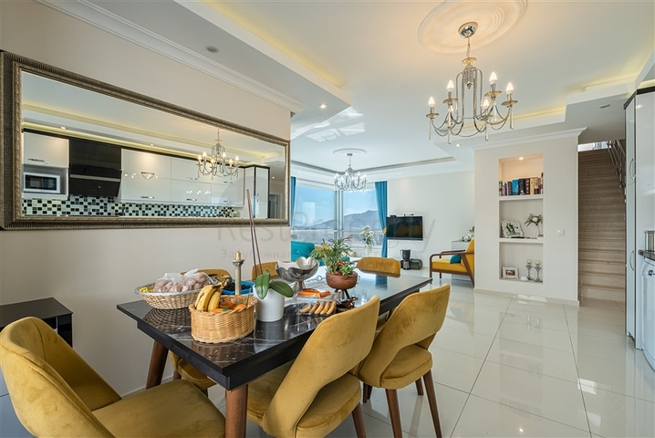 Квартира 4+1 в районе пляжа Клеопатра