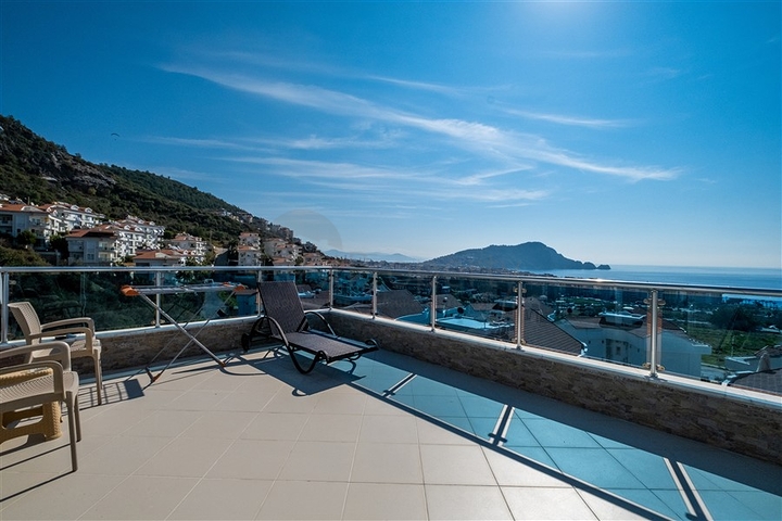 Квартира 4+1 в районе пляжа Клеопатра