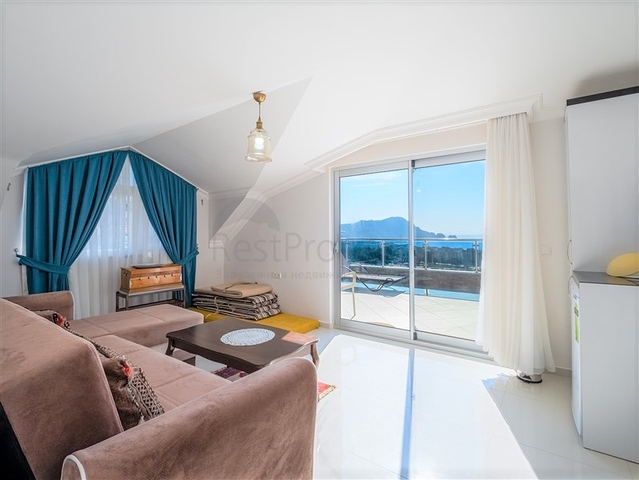 Квартира 4+1 в районе пляжа Клеопатра