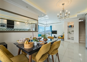 Квартира 4+1 в районе пляжа Клеопатра