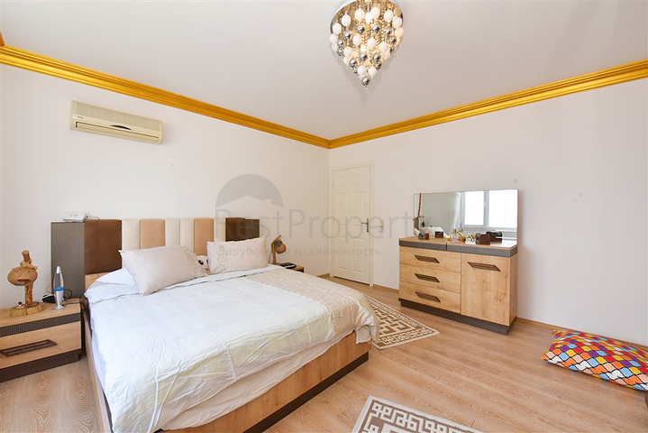 Квартира 2+1 на первой линии в районе Махмутлар