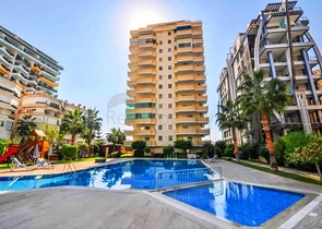 Квартира 2+1 на первой линии в районе Махмутлар