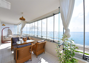 Квартира 2+1 на первой линии в районе Махмутлар