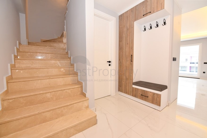 Просторный пентхаус 3+1 в районе Кестель