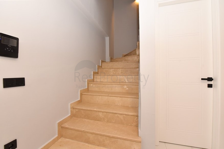 Просторный пентхаус 3+1 в районе Кестель