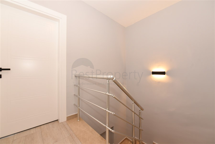 Просторный пентхаус 3+1 в районе Кестель