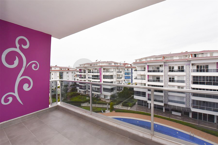 Просторный пентхаус 3+1 в районе Кестель