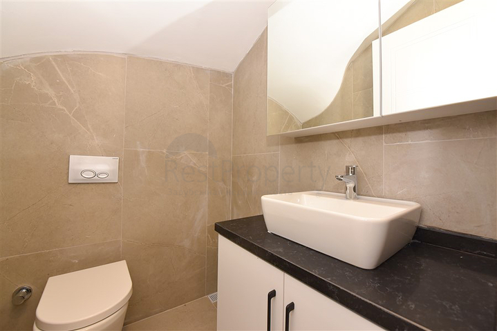 Просторный пентхаус 3+1 в районе Кестель