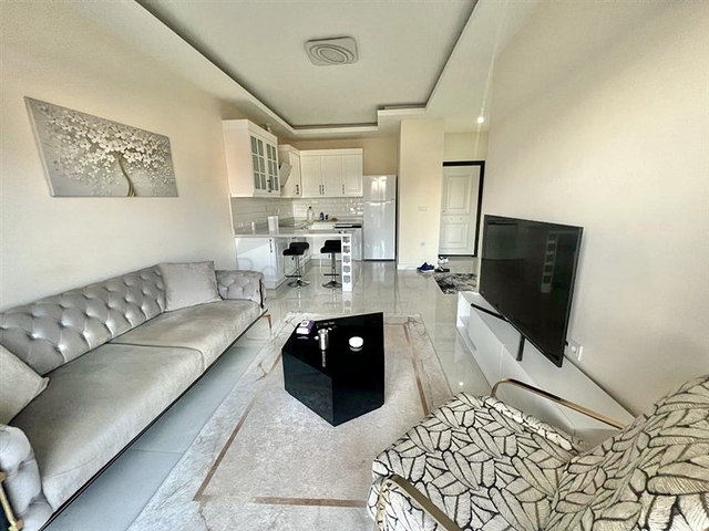 Шикарная квартира планировкой 1+1 в районе Оба  