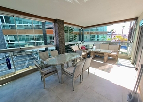 Квартира в шикарном комплексе планировкой 2+1 в элитном районе Оба