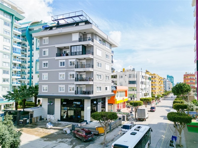 Трехкомнатная квартира в новом комплексе