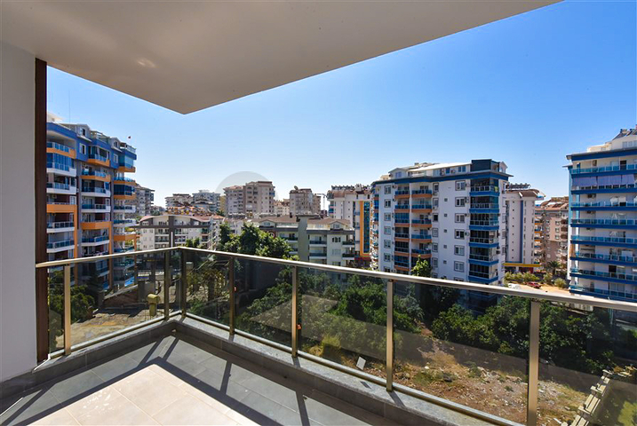 Квартира 1+1 в районе Тосмур