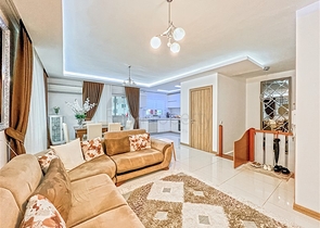 Пентхаус планировкой 2+1 в районе Махмутлар