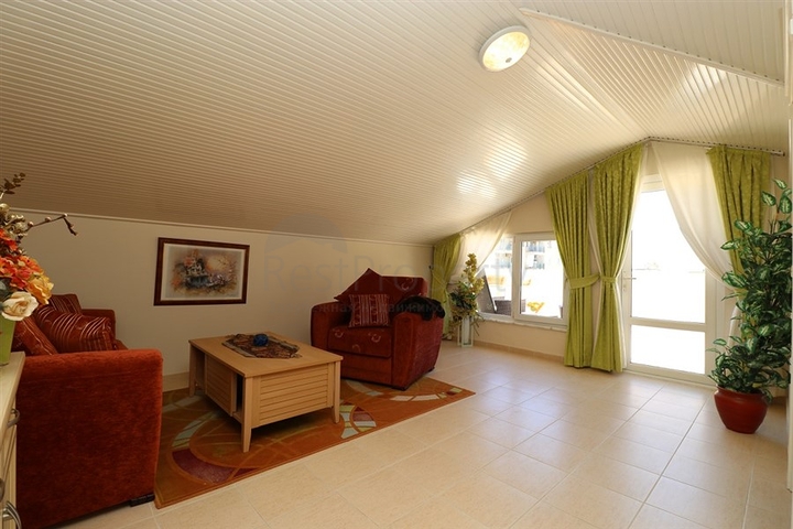 Квартира планировки 3+2 в центральном районе Алании