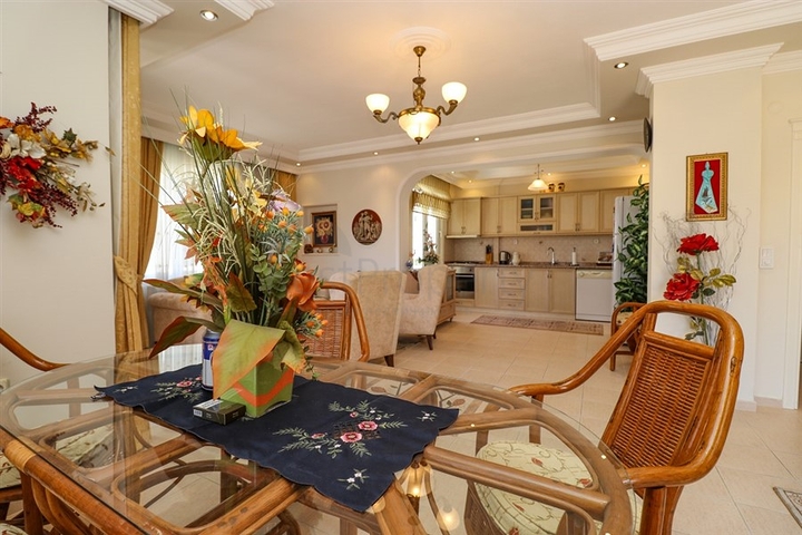 Квартира планировки 3+2 в центральном районе Алании