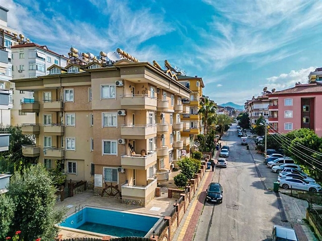 Квартира планировки 3+2 в центральном районе Алании