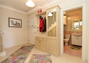 Квартира планировки 3+2 в центральном районе Алании