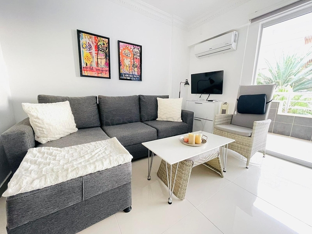 Квартира в 100 метрах от моря планировкой 1+1 в элитном районе Оба