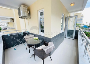 Квартира в 100 метрах от моря планировкой 1+1 в элитном районе Оба