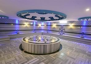 Двухкомнатная комната с мебелью и бытовой техникой