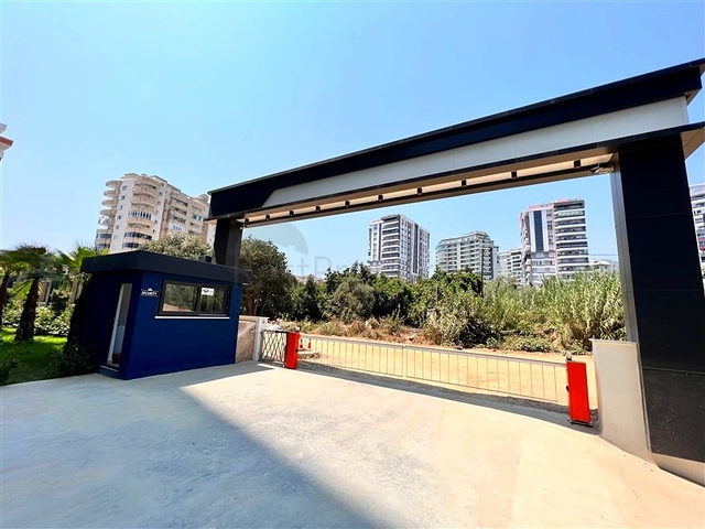 Квартира планировкой 1+1 в районе Махмутлар