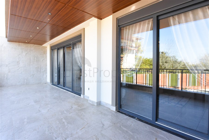 Дуплекс для большой семьи в районе Оба