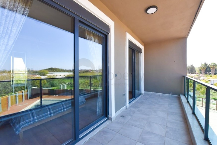 Дуплекс для большой семьи в районе Оба