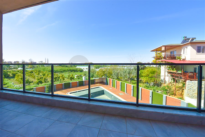 Дуплекс для большой семьи в районе Оба