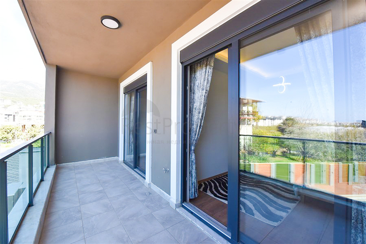 Дуплекс для большой семьи в районе Оба