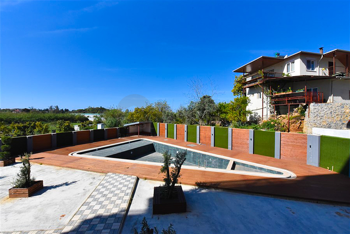 Дуплекс для большой семьи в районе Оба