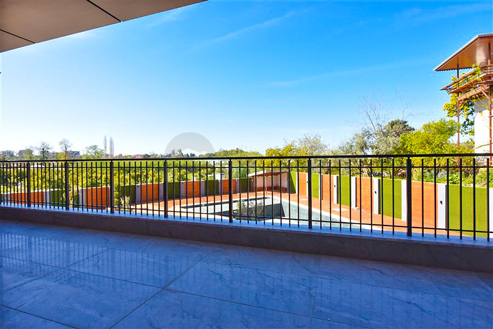 Дуплекс для большой семьи в районе Оба