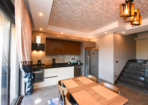 Дуплекс для большой семьи в районе Оба