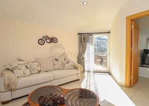 Пентхаус 3+1 с потрясающим видом на море в живописном районе Бекташ