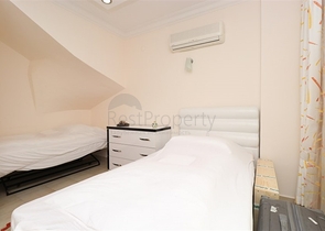 Пентхаус 3+1 с потрясающим видом на море в живописном районе Бекташ