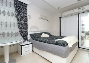 Пентхаус 3+1 с потрясающим видом на море в живописном районе Бекташ