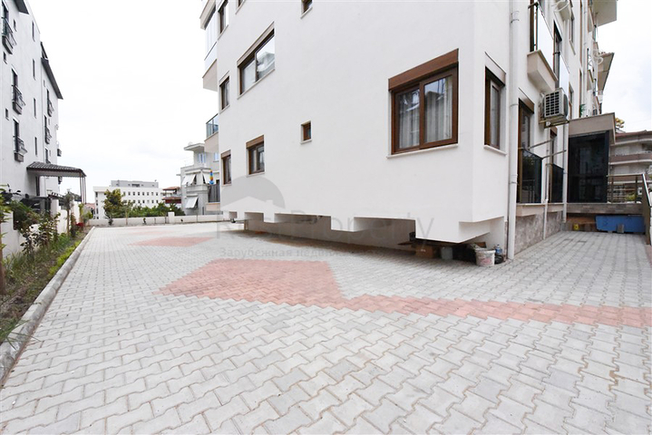 Просторный пентхаус с видом на море в центре Алании