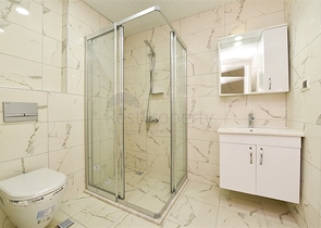 Просторный пентхаус с видом на море в центре Алании