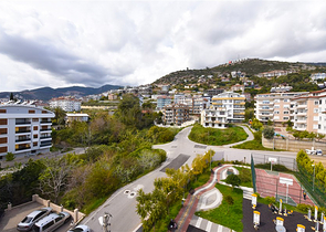 Просторный пентхаус с видом на море в центре Алании