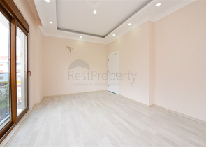 Просторный пентхаус с видом на море в центре Алании