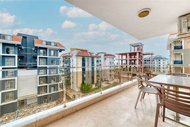 Шикарные апартаменты c отдельной кухней от собственника планировкой 3+1 в районе Кестель