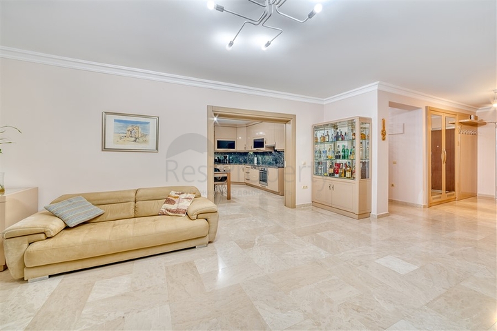 Шикарные апартаменты c отдельной кухней от собственника планировкой 3+1 в районе Кестель