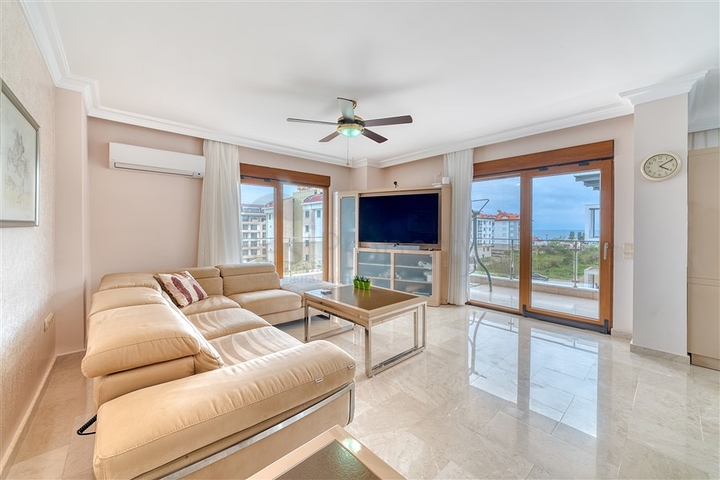 Шикарные апартаменты c отдельной кухней от собственника планировкой 3+1 в районе Кестель