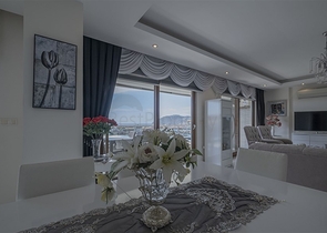 Пентхаус 3+1 с видом на море в районе Джикджилли