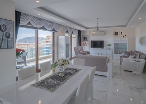 Пентхаус 3+1 с видом на море в районе Джикджилли