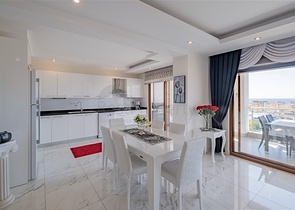 Пентхаус 3+1 с видом на море в районе Джикджилли