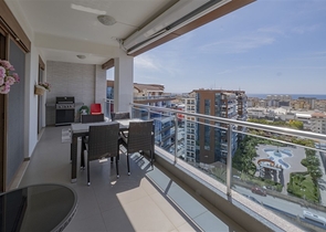 Пентхаус 3+1 с видом на море в районе Джикджилли