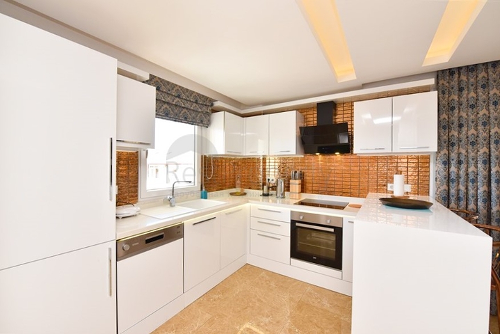 Квартира планировкой 1+1 на Клеопатре